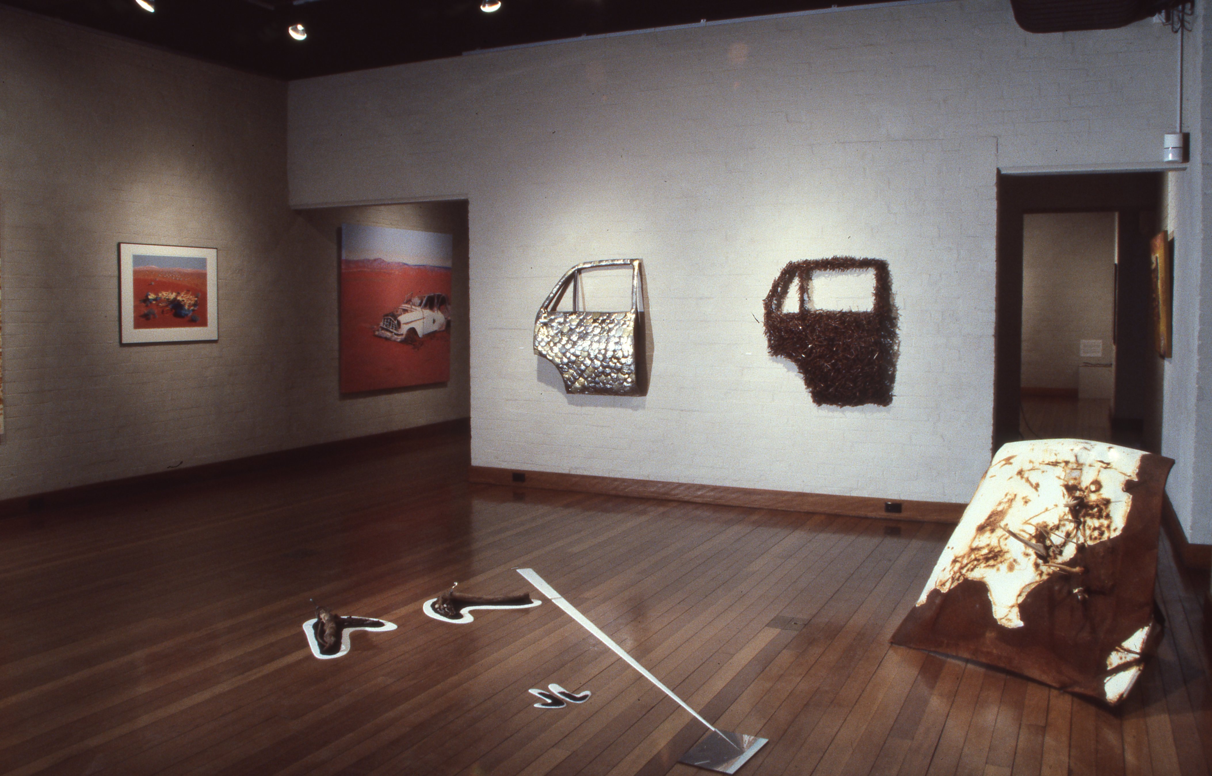 idg_archive_1988_ann_newmarch_as_the_serpent_struggles_david_kerr_humdrum_on_the_highway_002_install.jpg